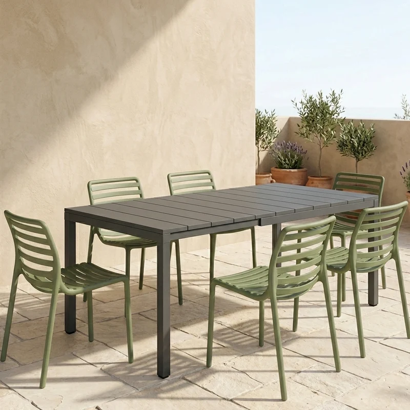 Set tavolo Rio Allungabile 140-210 cm con 8 sedie Doga Bistrot, per esterno e giardino