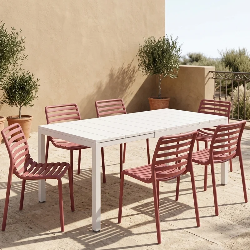 Set tavolo Rio Allungabile 140-210 cm con 4 sedie Doga Bistrot, per esterno e giardino