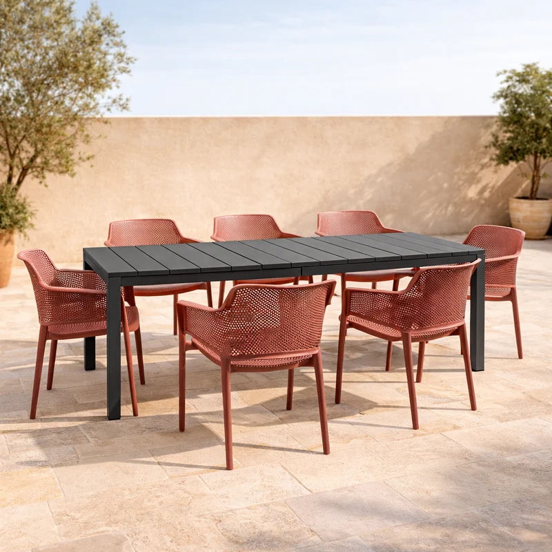 Set tavolo Rio allungabile 140-210 con 8 sedie Net per esterno e giardino