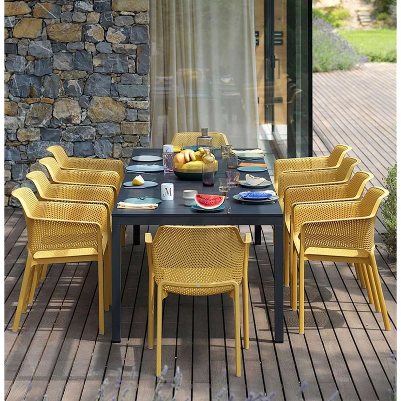 Set tavolo Rio allungabile 140-210 con 8 sedie Net per esterno e giardino
