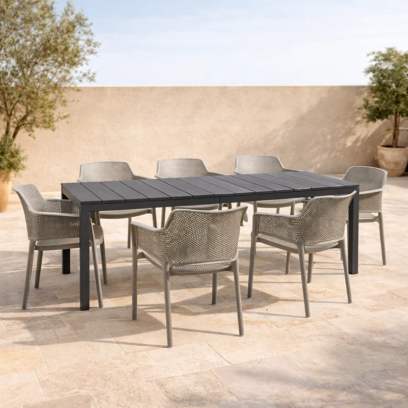 Set tavolo Rio allungabile 140-210 con 8 sedie Net per esterno e giardino