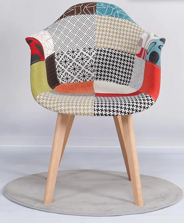 BUYBUY Kit 2 Poltroncine serie Picasso in PP con seduta in spugna ricoperta con stoffa in stile patchwork, piedi in legno di faggio KITPIC006