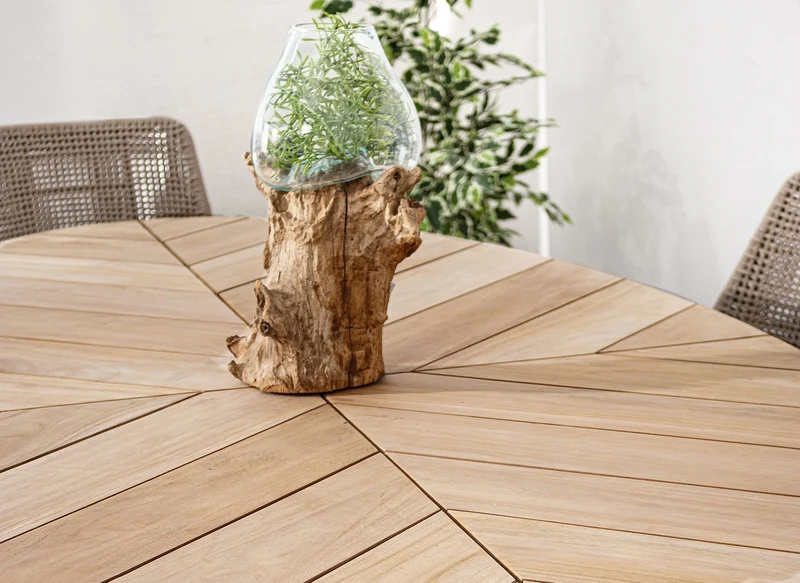 Tavolo ovale "Palmdale" con piano in legno teak, gambe in alluminio Antracite per esterno