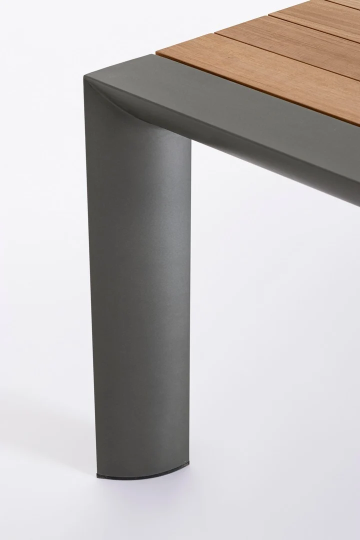 Tavolo allungabile "Cameron" con struttura in alluminio Antracite piano in teak da esterno