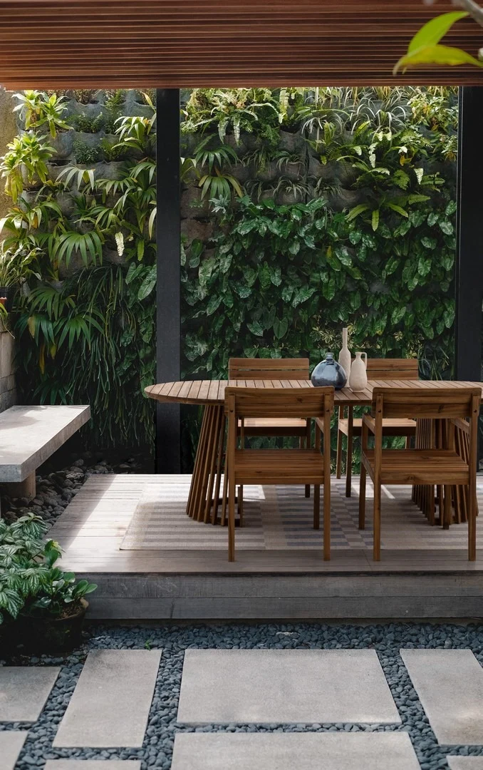 Tavolo "Rodano" in legno di acacia Ovale 220 cm per esterno ed interno