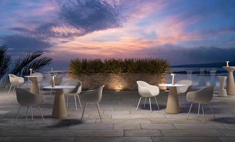 Struttura Tavolo Dining "Fade" da Esterno in Polietilene con Piano Bianco Rotondo Ø70 cm