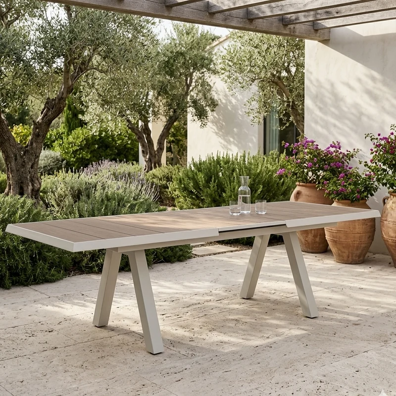 Tavolo allungabile "Krion" con struttura in alluminio Pelican , piano in ceramica per esterno
