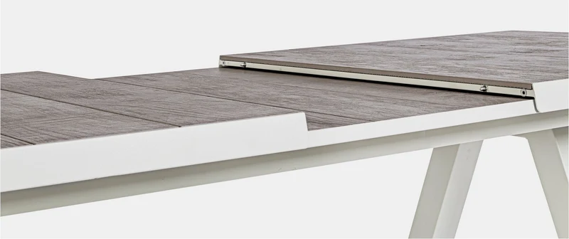 Tavolo allungabile "Krion" con struttura in alluminio Pelican , piano in ceramica per esterno