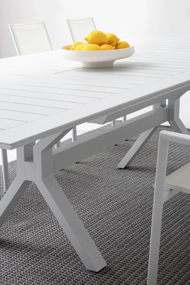 Tavolo allungabile "Kenyon" con struttura in alluminio Bianco 180/240 x 100 cm per esterno
