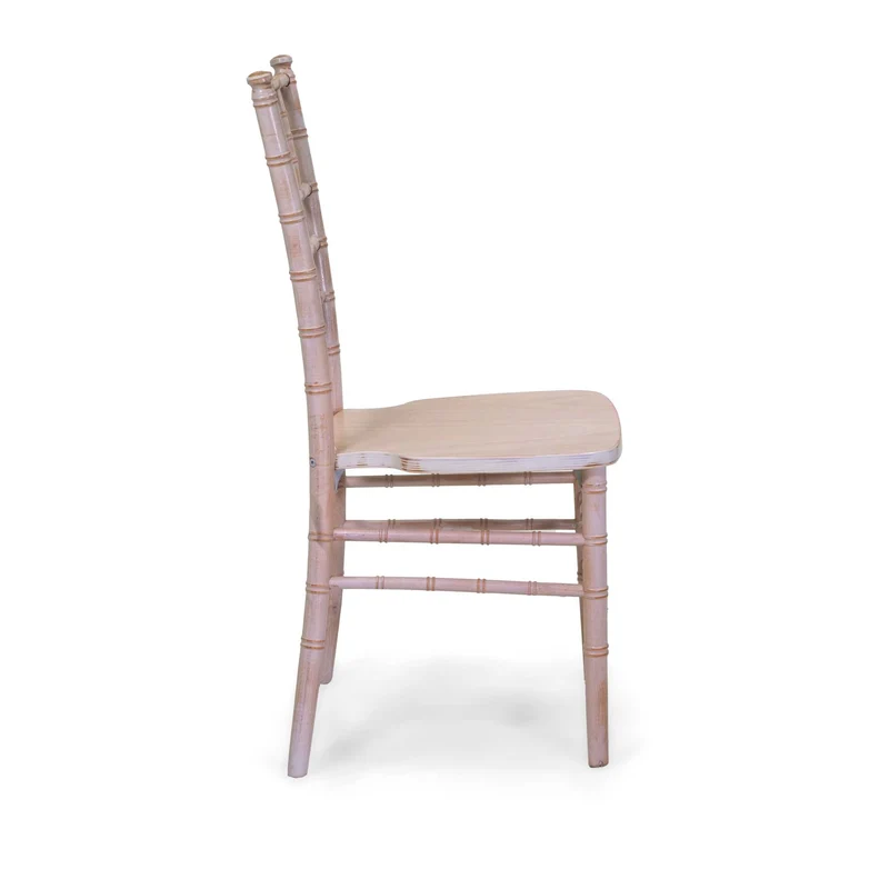 Sedia "Chiavarina" struttura in legno colore bianco e cuscino per bar e ristorazione
