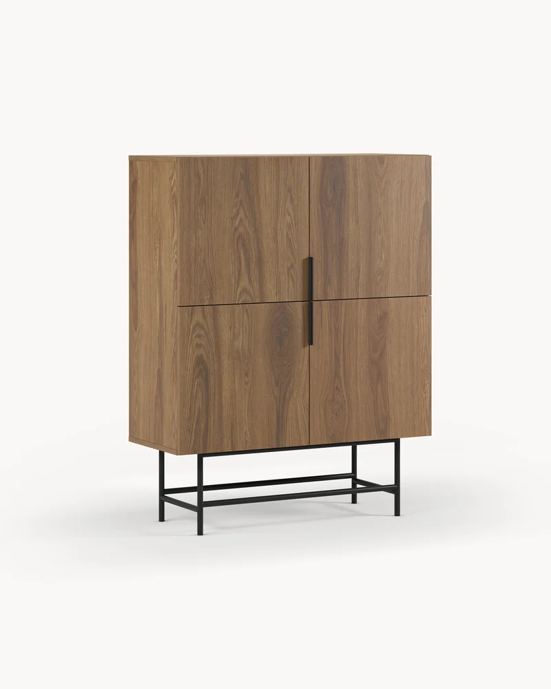 Credenza alta effetto legno con gambe in metallo Eldia