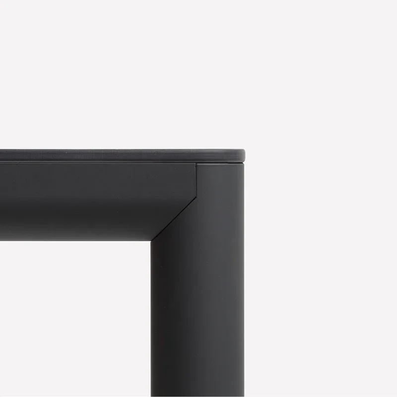 Tavolo "Piave" rettangolare, monocolore, con piano in laminato HPL per esterno