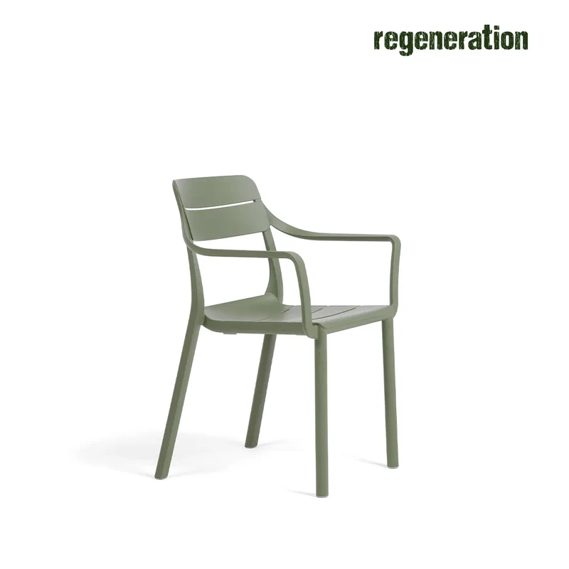 Sedia "Cassia" con braccioli monocolor, in fiberglass regenerated, 59 x 57 x 81,5 cm