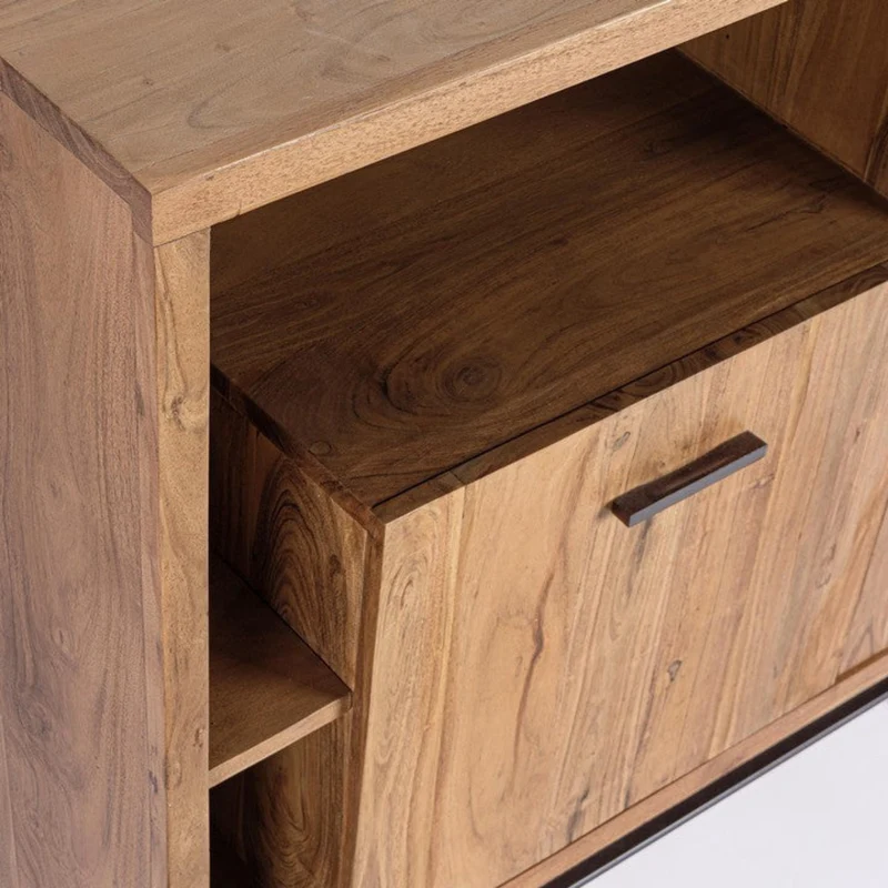Credenza "Mangal" in legno di acacia, con finitura acrilica protettiva, maniglie e gambe in acciaio
