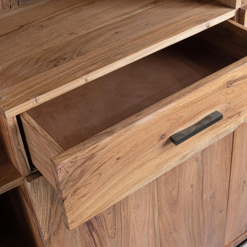 Credenza "Mangal" in legno di acacia, con finitura acrilica protettiva, maniglie e gambe in acciaio