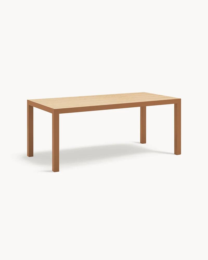 Tavolo da pranzo in metallo con piano in legno Alma