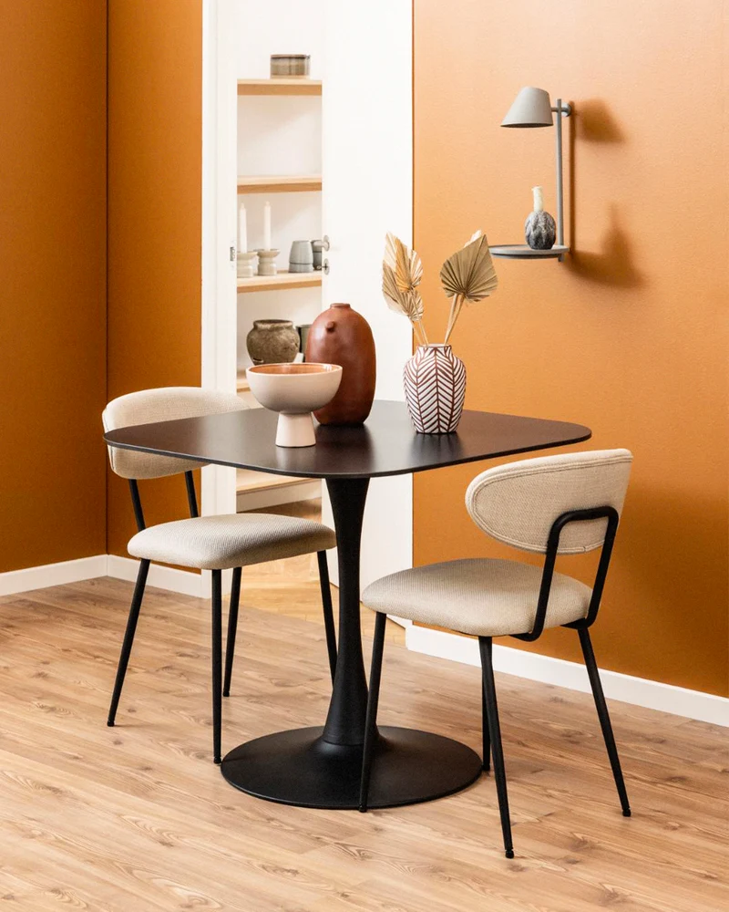 Tavolo da pranzo con piano in ceramica effetto venato Malta
