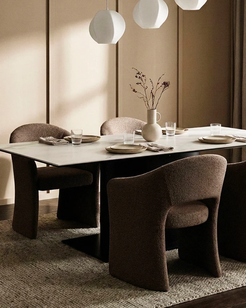 Tavolo da pranzo con piano in ceramica effetto marmo Marbella