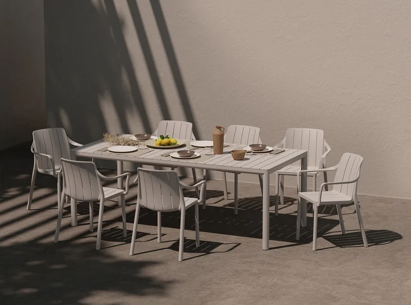 Poltrona "Tiberina Armchair" in polipropilene fiber-glass per giardino, bar e ristorante "Made in Italy"