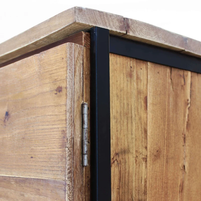 Mobile "Braxton" naturale con 4 ante con gambe in metallo nero, 100 x 40 x 160 h cm
