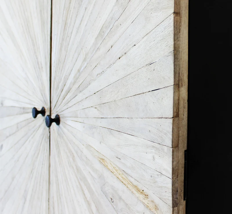 Mobile "Judd" con decoro naturale con 4 ante in legno di mango con struttura in ferro, 90 x 40 x 160 h cm