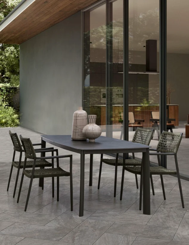Tavolo "Alcora" struttura in alluminio verniciato a polvere 180 x h 75 cm per arredo casa