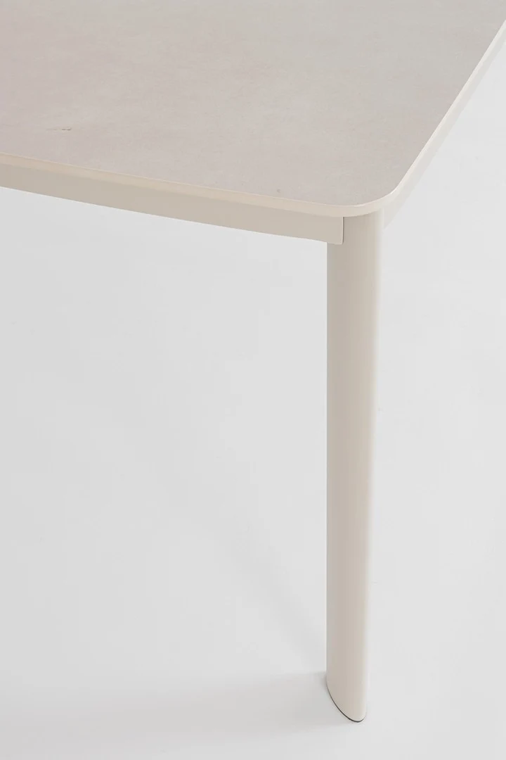 Tavolo "Alcora" struttura in alluminio verniciato a polvere 180 x h 75 cm per arredo casa