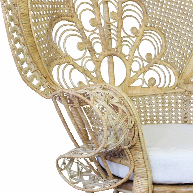 Poltrona Sunrise Esotica: Design a Ventaglio in Fibra Naturale per il Tuo Relax