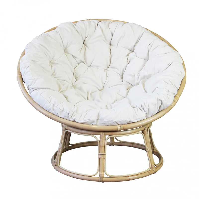 Poltrona Piña Colada in fibra naturale con cuscini beige, design esotico.