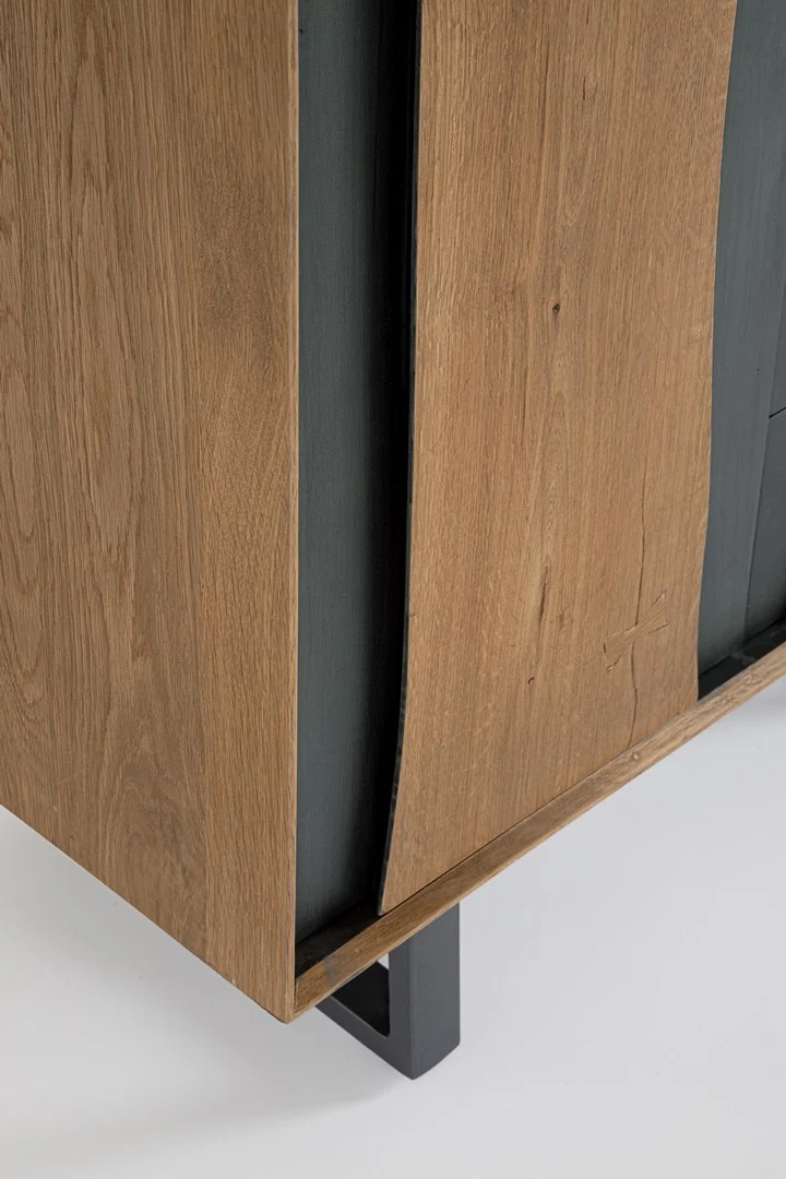 Cassettiera "Garwood" struttura in legno MDF con ante e cassetti