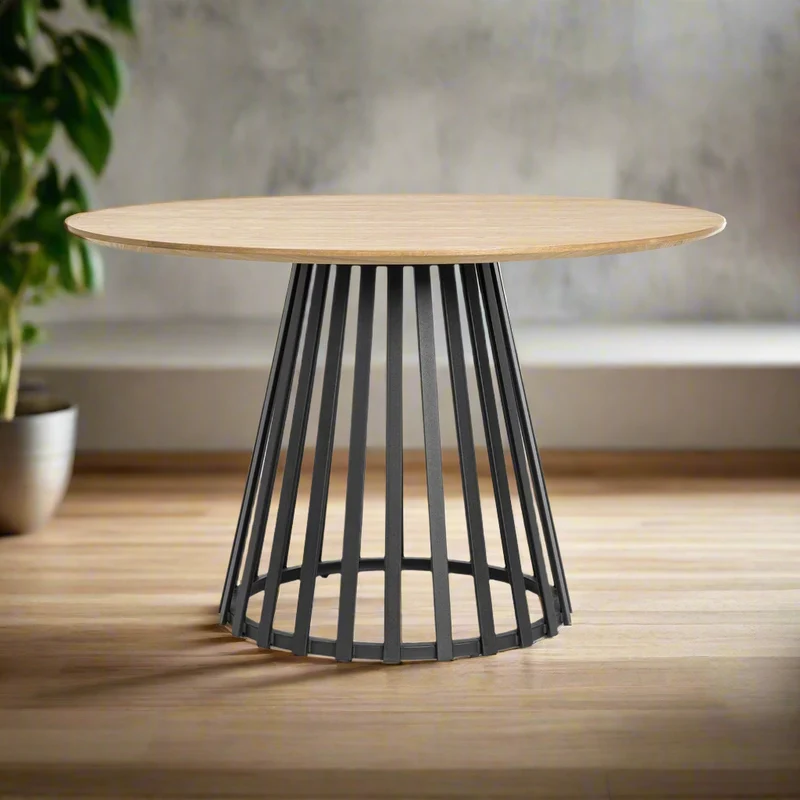 Tavolo "Cillian" in legno verniciato per sala da pranzo, da Ø 120 cm