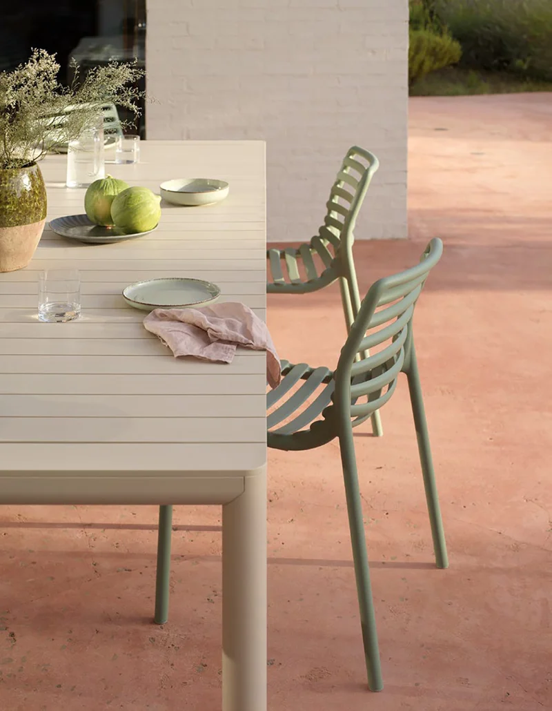 Tavolo allungabile "Tevere" in Polipropilene e alluminio, da giardino "Made In Italy"