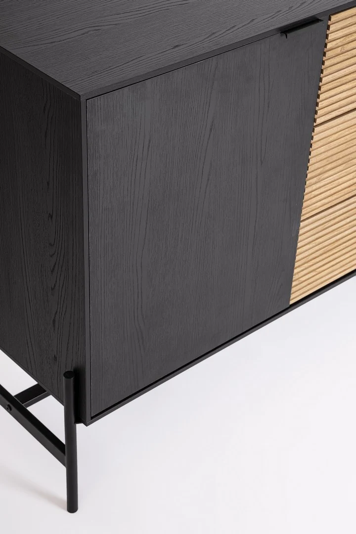Mobile credenza "Allycia" in mdf-legno di frassino, gambe in acciaio, per interno