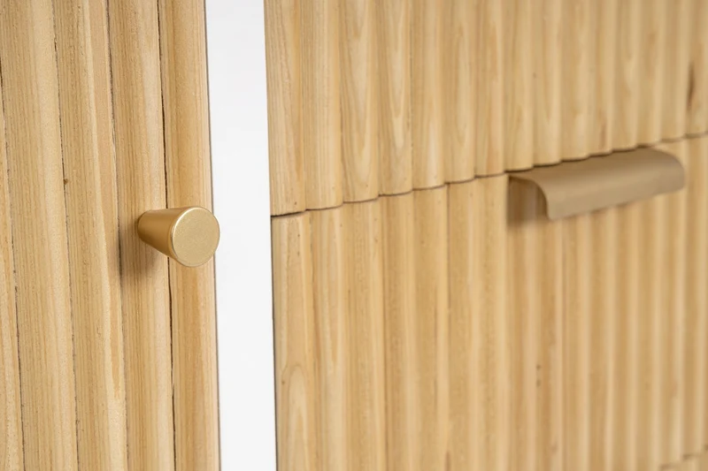 Mobile credenza "Allycia" in mdf-legno di frassino, gambe in acciaio, per interno