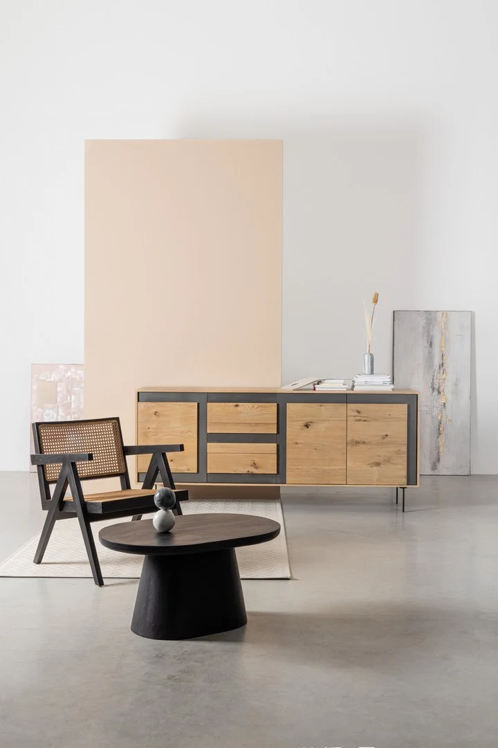 Credenza "Stanwood" con 3 ante e 3 cassetti, in mdf, finitura in rovere