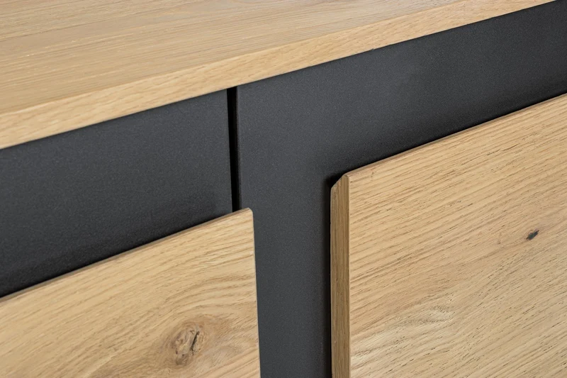 Credenza "Stanwood" con 3 ante e 3 cassetti, in mdf, finitura in rovere