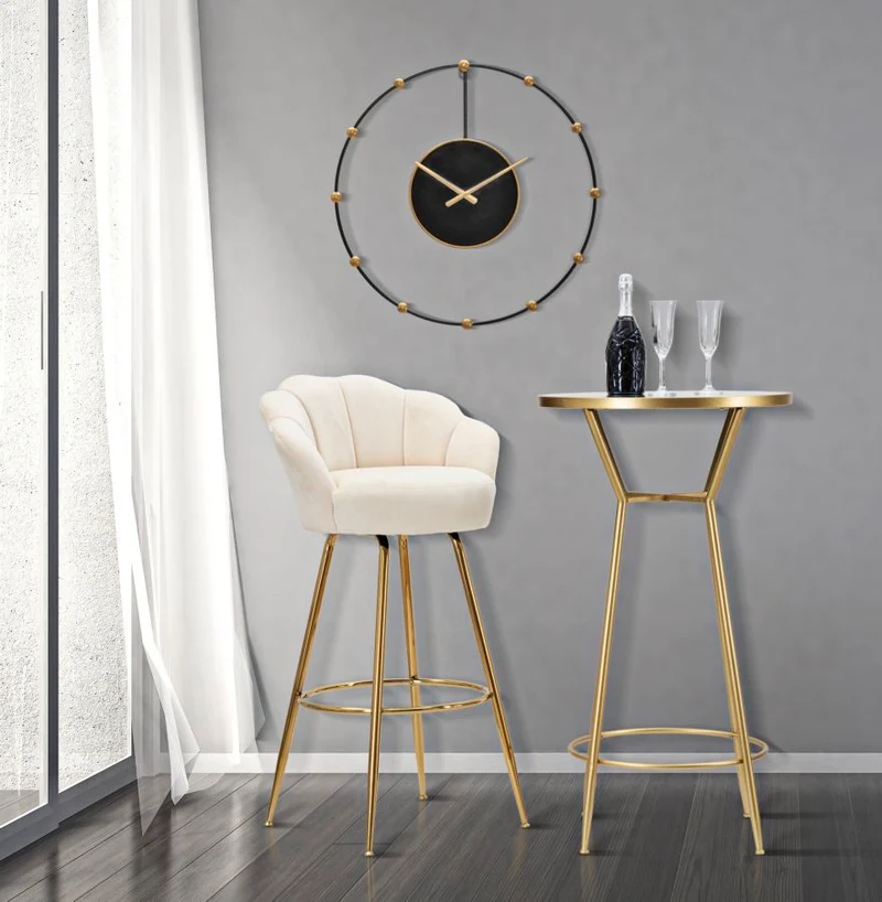 Sgabello da bar "Vienna" in tessuto gambe in metallo color oro per interni