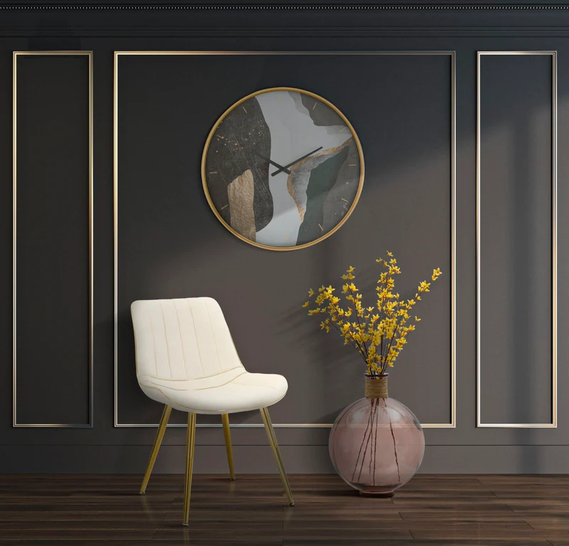 Sedia "Paris" in poliestere gambe in metallo color oro per interni