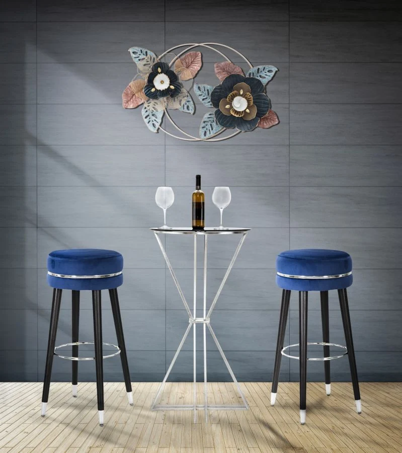Sgabello da bar "Paris" in poliestere gambe in legno colore nero per interni
