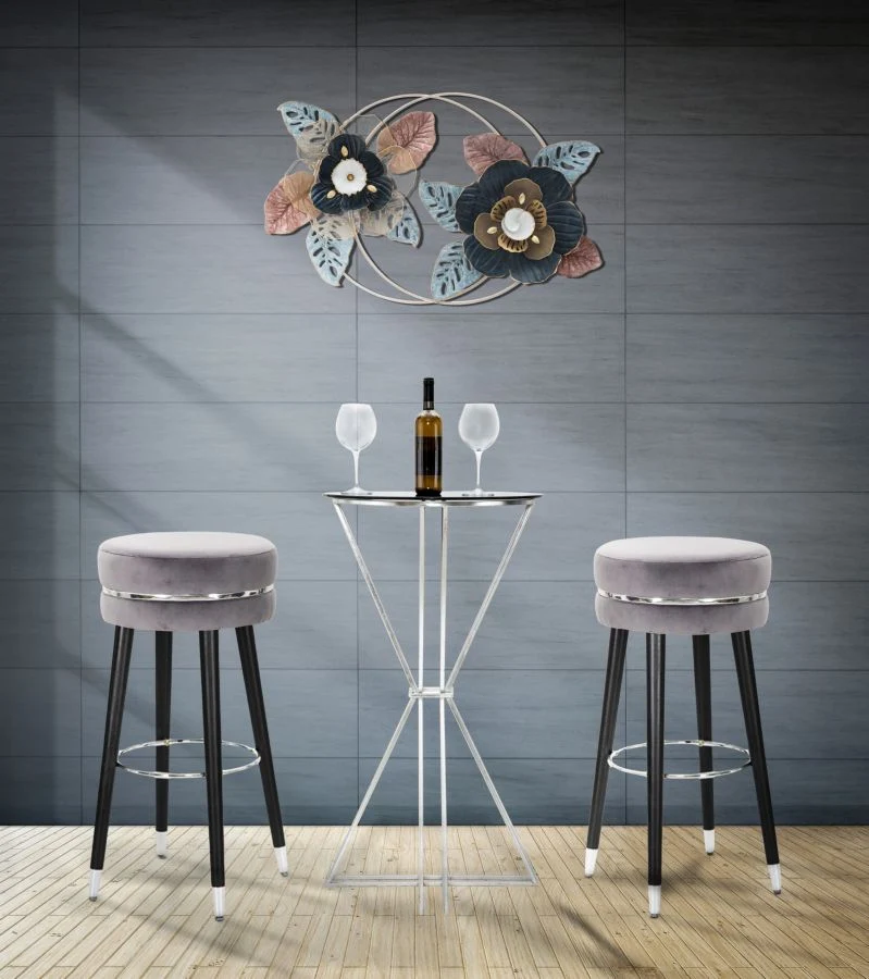 Sgabello da bar "Paris" in poliestere gambe in legno colore nero per interni