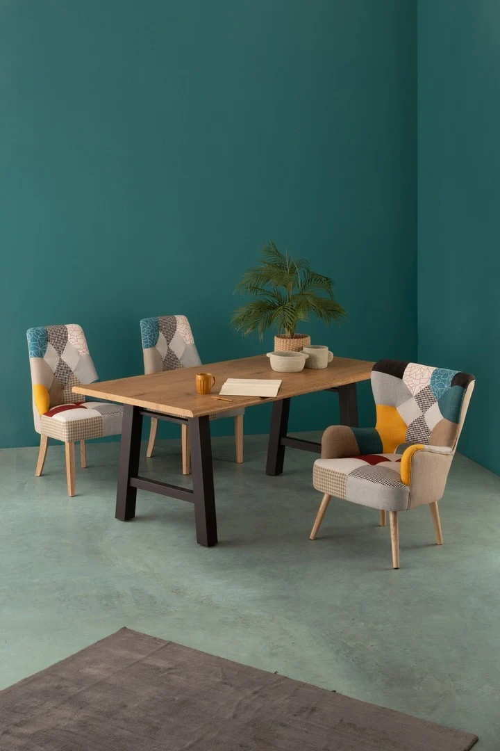 Sedia "Galatea" con struttura in legno di pino e compensato, per arredo interno 51 x 62 x h 93 cm