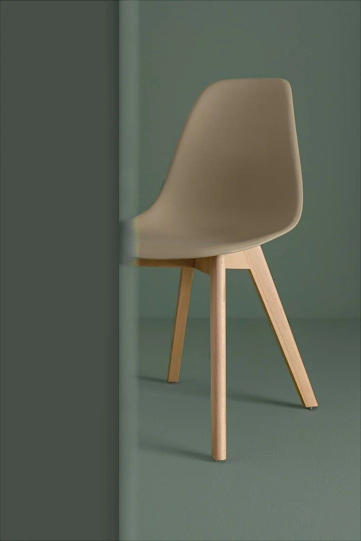 Sedia "System" con gambe in legno di faggio, per arredo interno 51,5 x 46,5 x h 86 cm