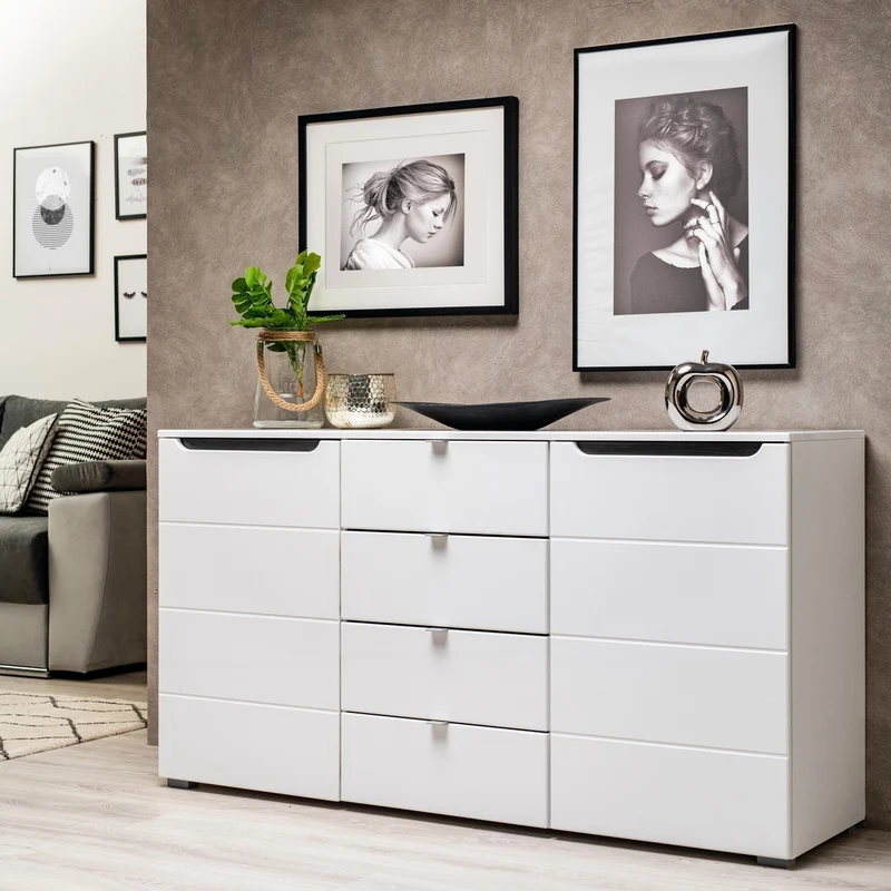 Credenza "Zurich", con 2 ante e 4 cassetti, color bianco opaco, con struttura in truciolare rivestito, mobile in kit