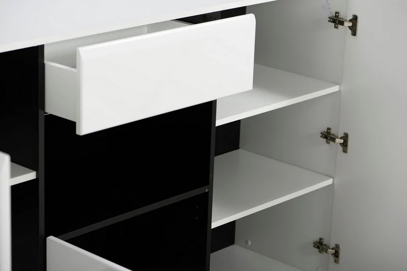 Credenza "Juliette", color bianco, con struttura in truciolare rivestito, mobile in kit