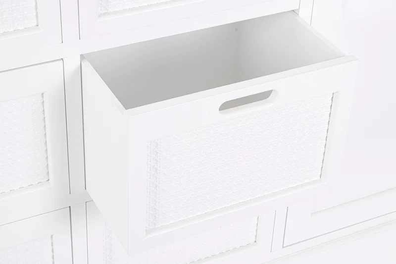 Credenza "Dorotea" con struttura in MDF, maniglie in legno di pino