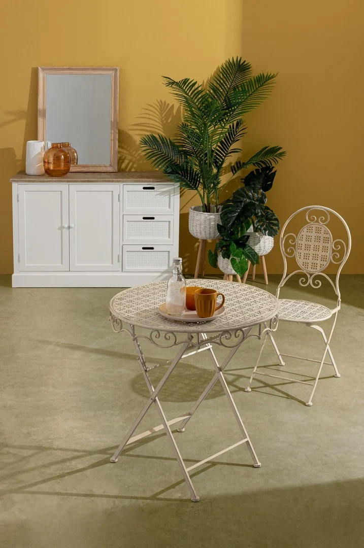 Credenza "Dorotea" con struttura in MDF, maniglie in legno di pino