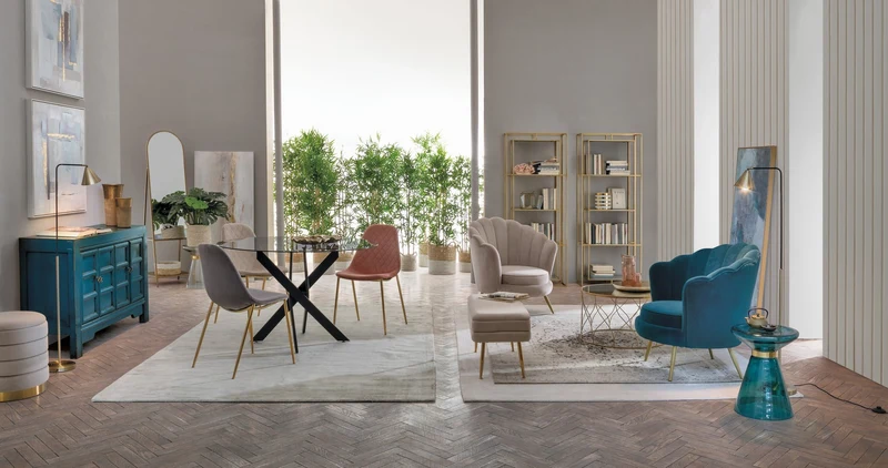 Credenza "Jinan", struttura in legno di olmo riciclato, con finitura lucida, maniglie in rame