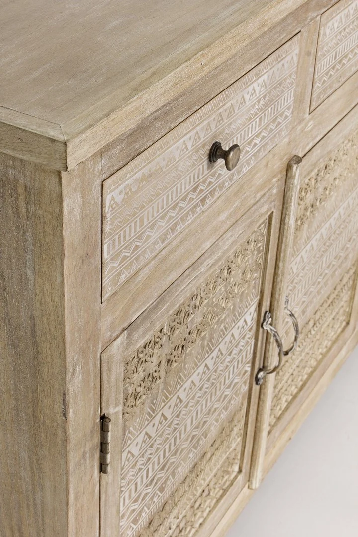 Credenza "Mayra" con struttura in legno di mango, decorazioni a mano, stile naturale