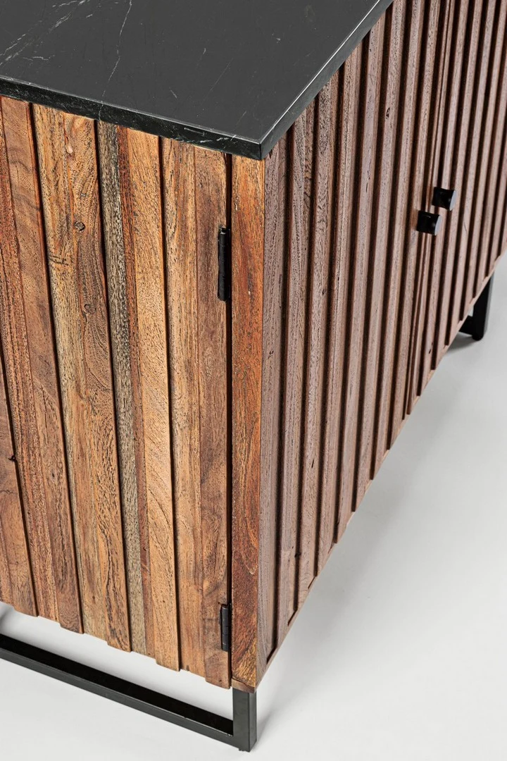 Credenza "Norfolk" con struttura in legno di acacia, mobile in stile vintage