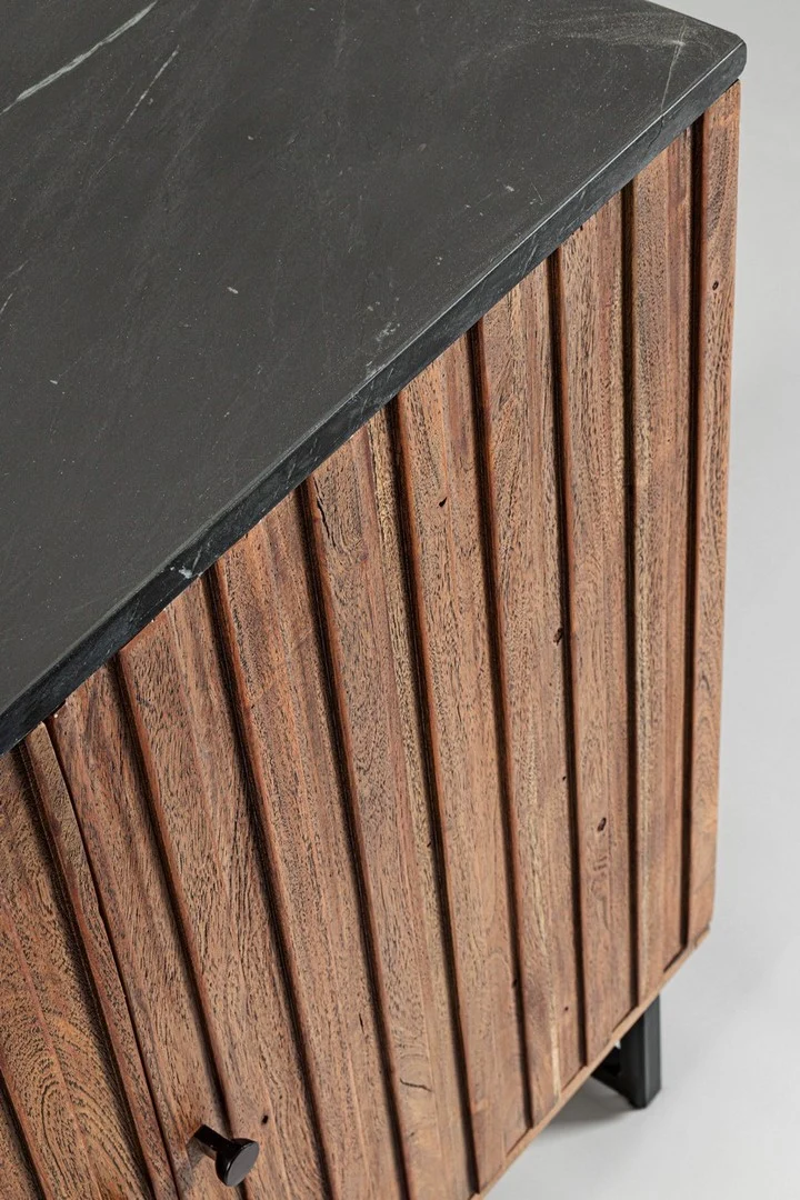 Credenza "Norfolk" con struttura in legno di acacia, mobile in stile vintage
